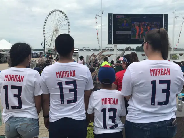 USA fans