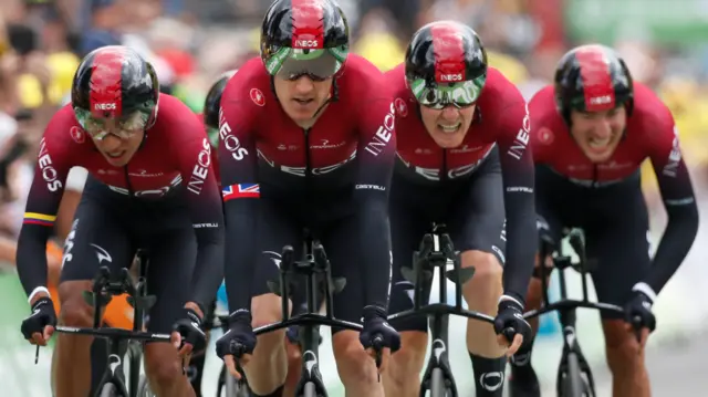 Team Ineos at the finish line of the team time-trial