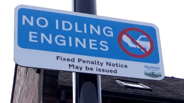 'NO IDLING' SIGN