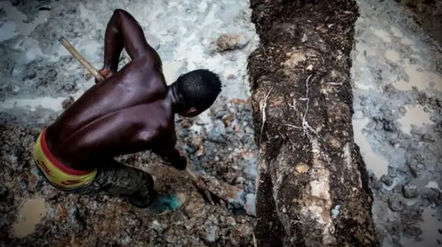 An artisanal miner in DR Congo