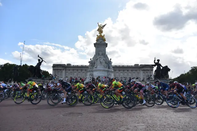 Watch live coverage of the 2019 RideLondon Classique - BBC Sport