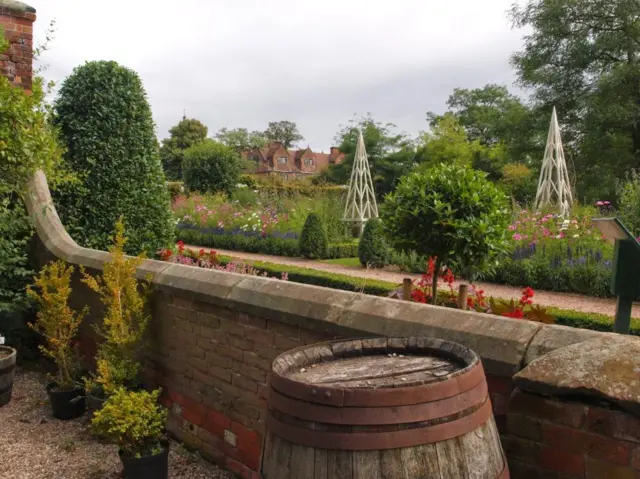 Castle Bromwich Hall Gardens