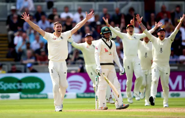 England appeal for the wicket of Usman Khawaja