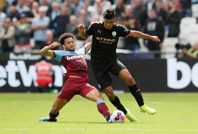 Rodri tussles with Felipe Anderson