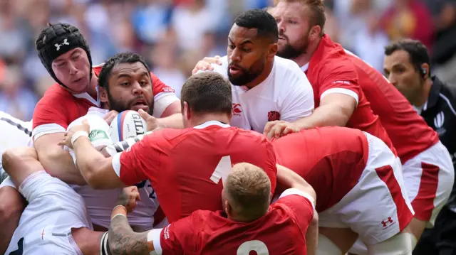 Billy Vunipola goes over