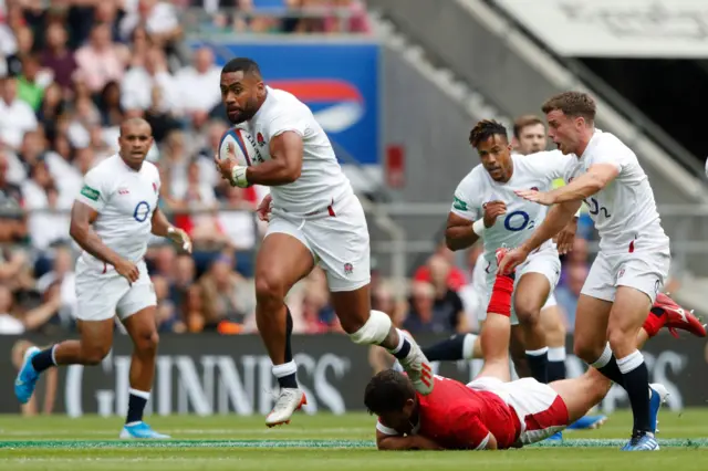 Joe Cokanasiga on a strong run