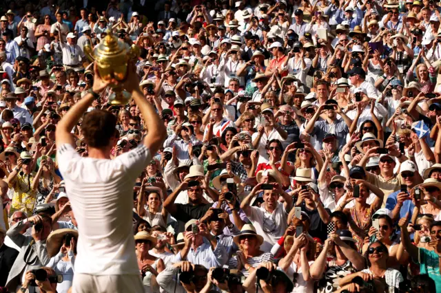 Andy Murray wins Wimbledon in 2013