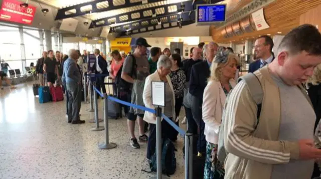 Queues at airport