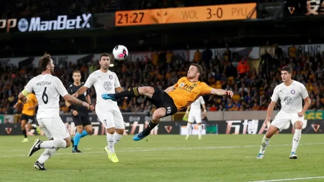 Wolverhampton Wanderers Diogo Jota scores their fourth goal