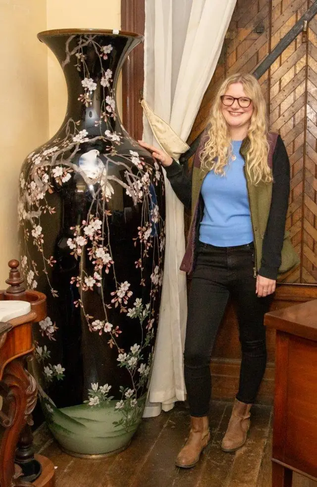 Emma Errington with Japanese vase