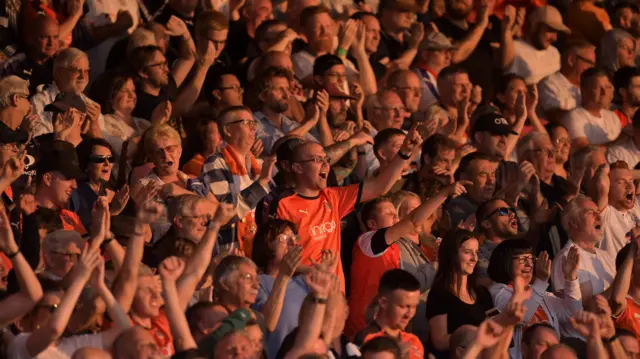 Luton Town fans