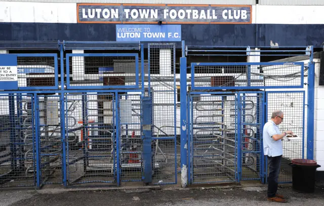 Kenilworth Road