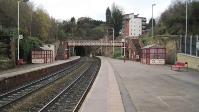 Morley station