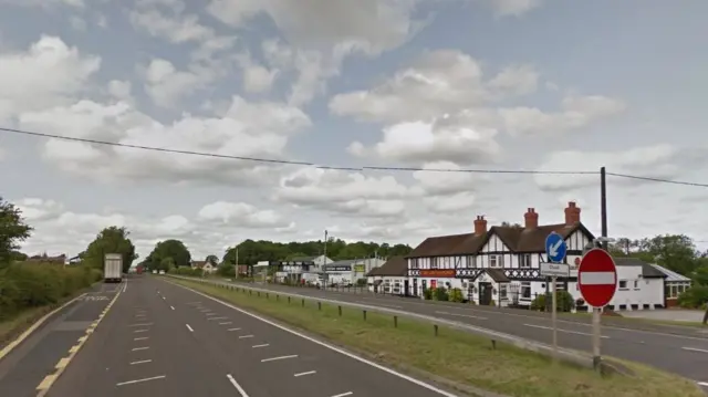 The A34 near the Greyhound Inn