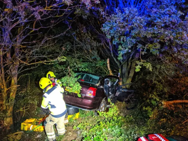 M1 crash at junction 23