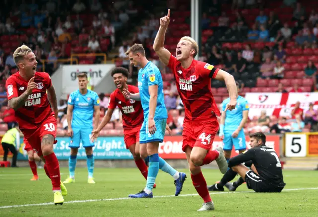 Josh Wright celebrates for Orient