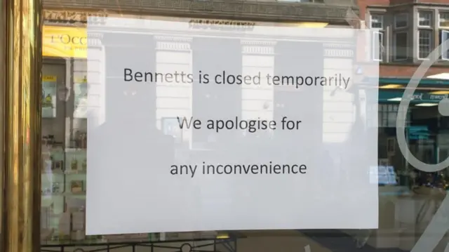 Bennetts closure sign