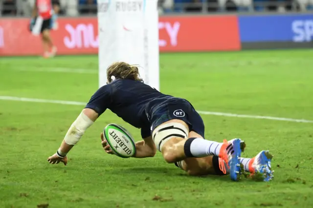 Ben Toolis rounded off a flowing attack for the opening try