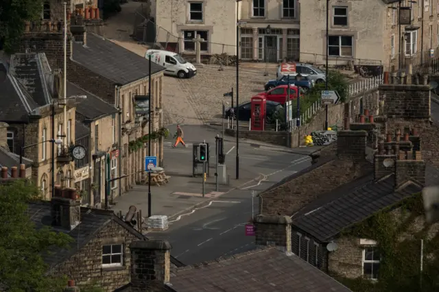 Empty Whaley Bridge