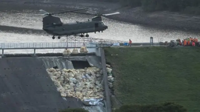 An RAF Chinook