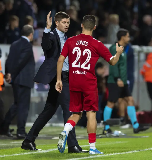 Rangers manager Steven Gerrard and winger Jordan Jones