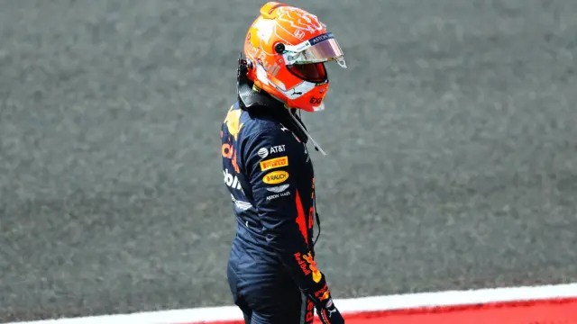 Max Verstappen retires