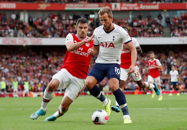 Harry Kane and Sokratis Papastathopoulos