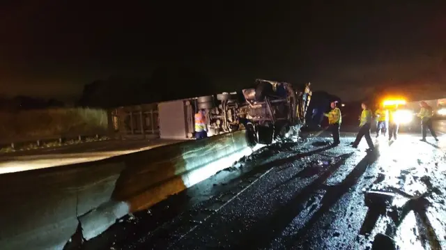 The overturned lorry