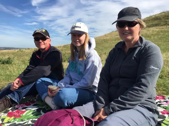 Robert, Helen and Laren Colvin