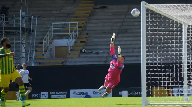 Anthony Knockaert scores