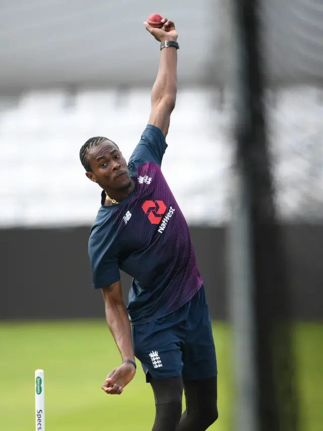 Jofra Archer bowls left-arm during practice at Headingley