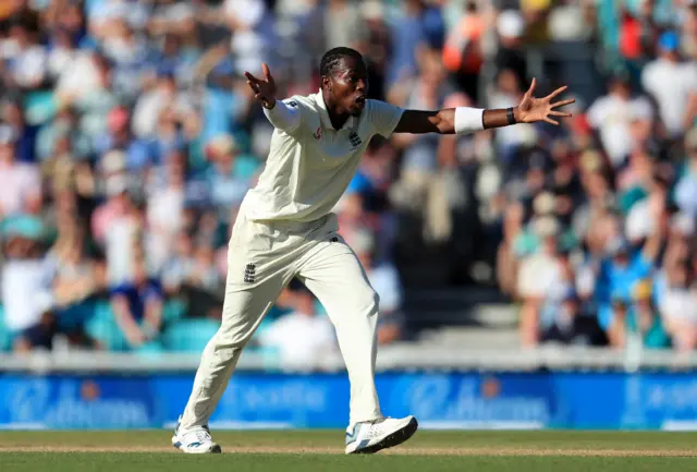 Jofra Archer unsuccessfully appeals for the wicket of Australia's Matthew Wade during day four of the fifth test match at The Kia Oval,