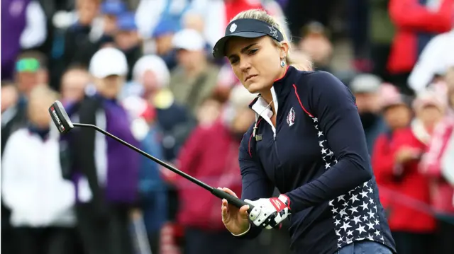 Lexi Thompson putts