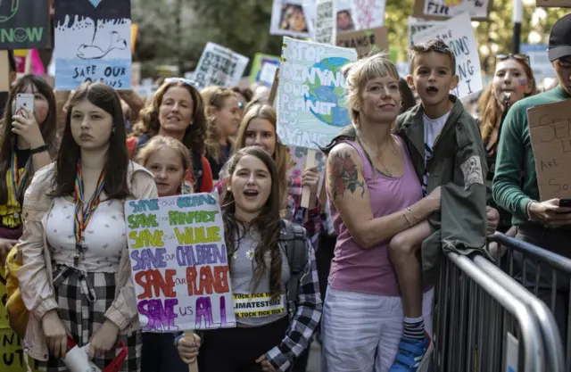 A large crowd of protesters in London