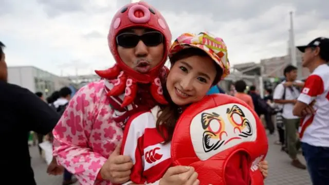 Japan fans