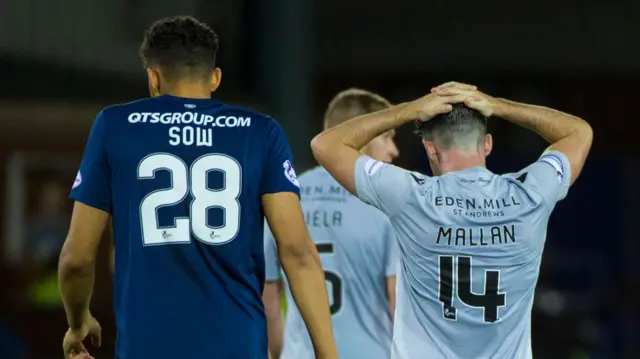 Kilmarnock's Osman Sow and Hibs' Stevie Mallan