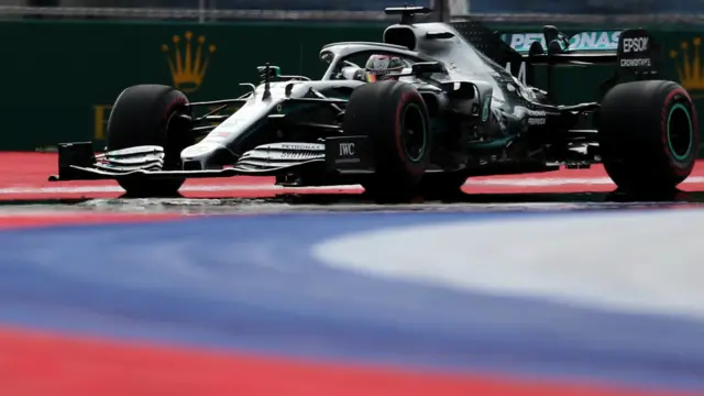 Lewis Hamilton goes off track at Sochi