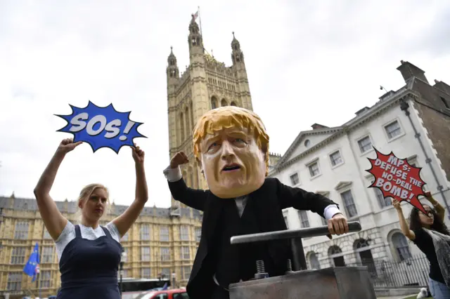 Anti-Brexit protesters outside Parliament