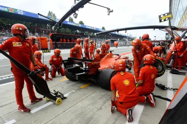 ferrari pit stop