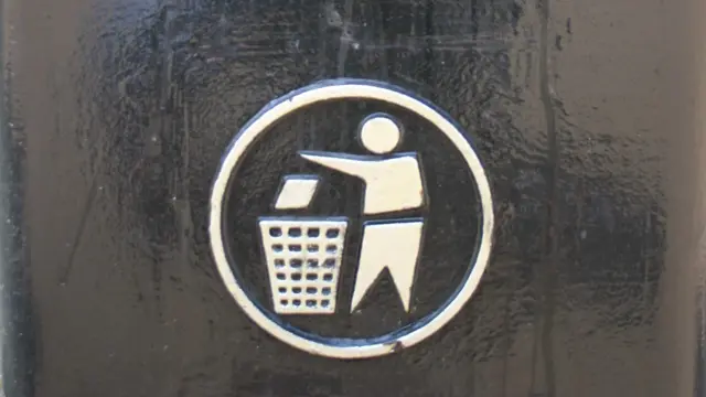 Litter bin