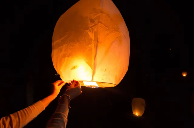 sky lantern