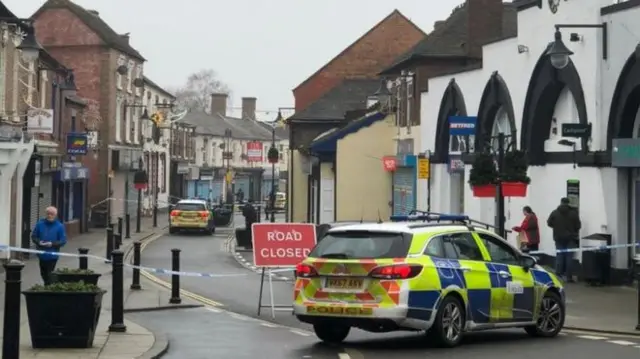 Dawley High Street on Boxing Day