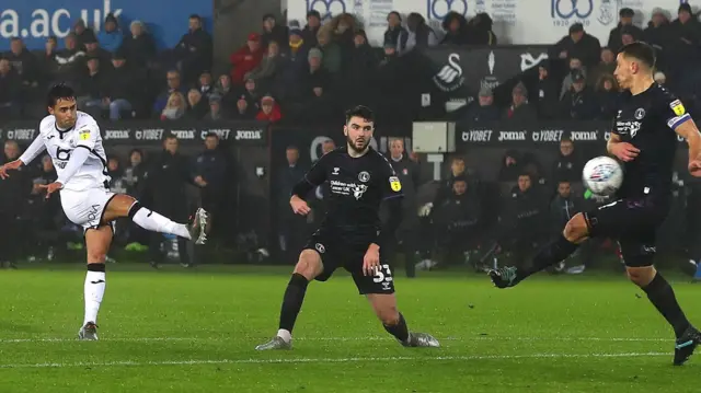 Yan Dhanda goal