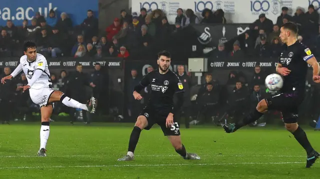 Yan Dhanda goal