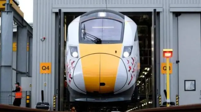 HS2 train