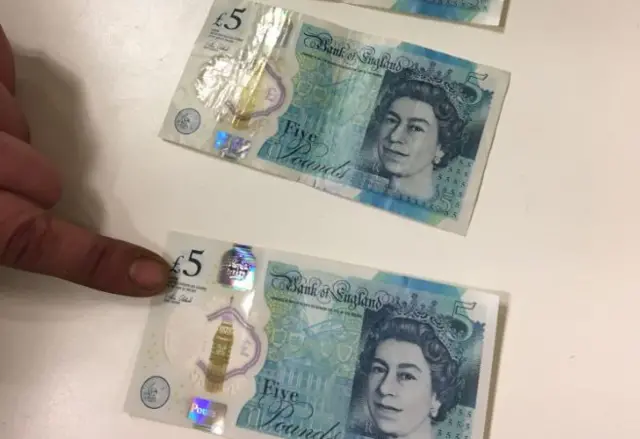 Fake note and real note