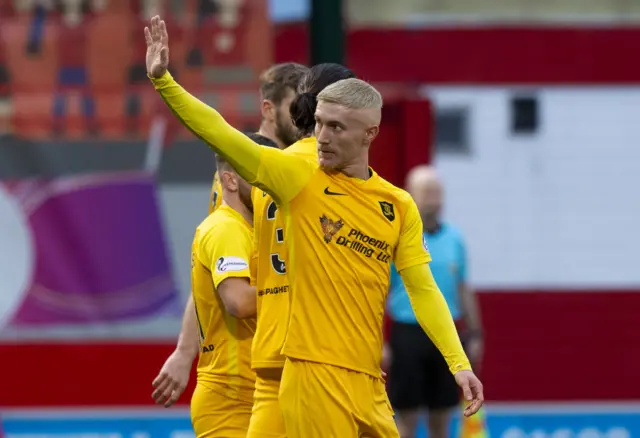 Craig Sibbald cracked in Livingston's first goal of the afternoon