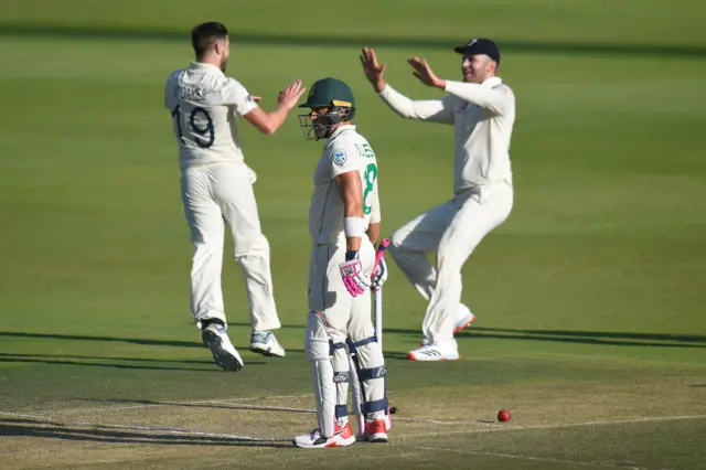 England celebrate wicket of Faf Du Plessis