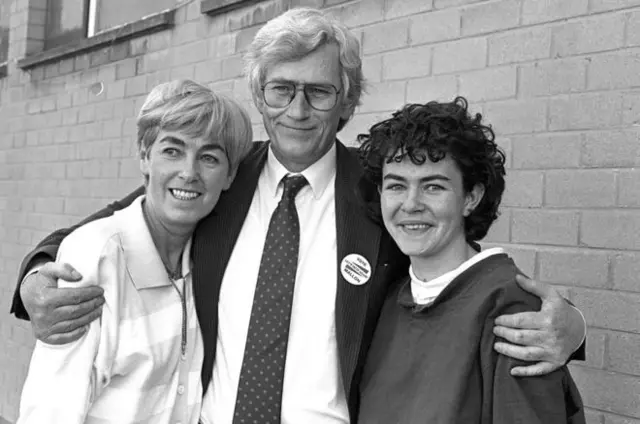 Seamus Mallon with his wife and daughter in 1987