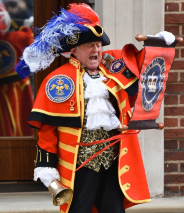 Town cryer